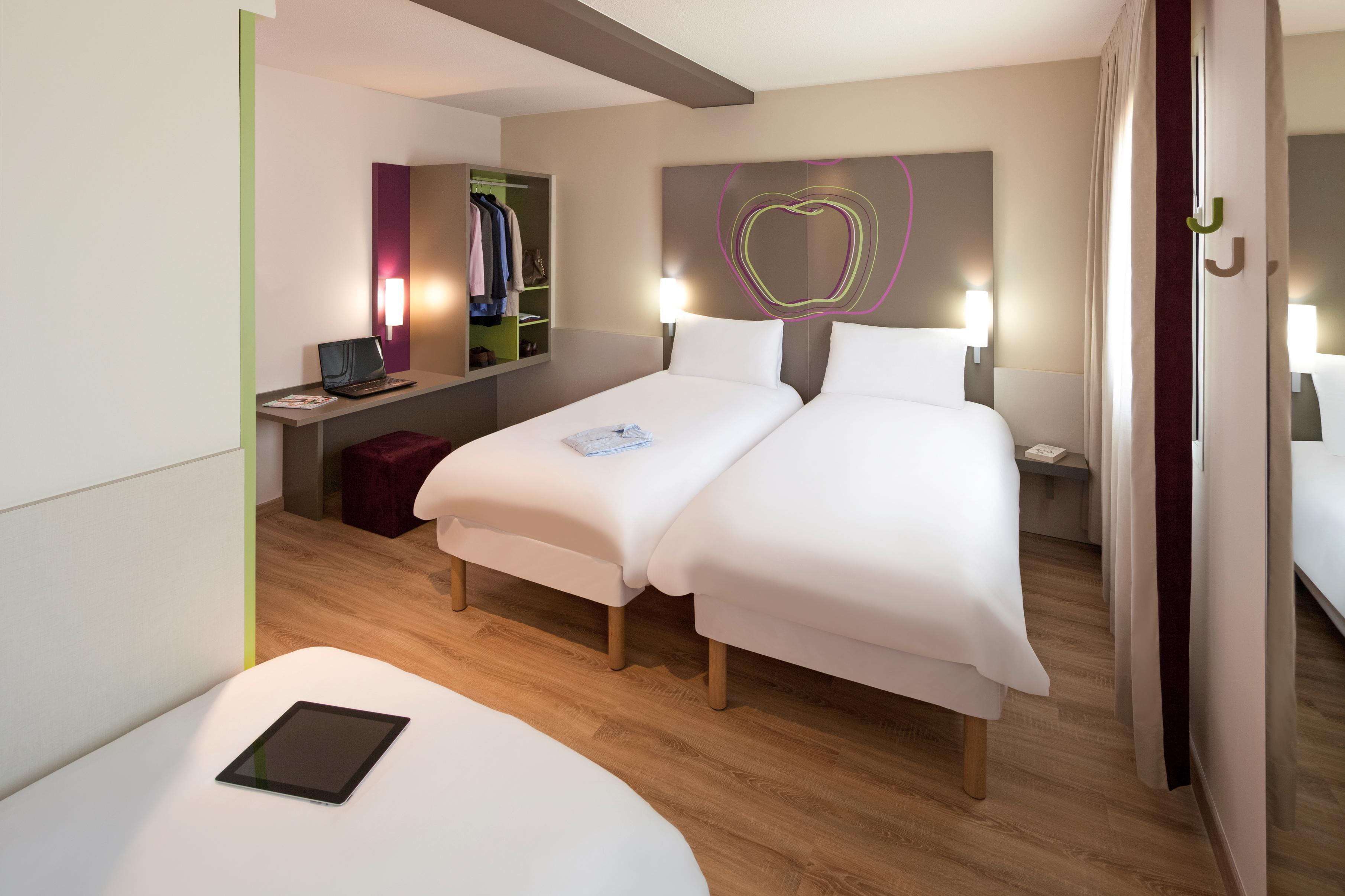 Hotel Ibis Styles Lleida Torrefarrera Exterior photo