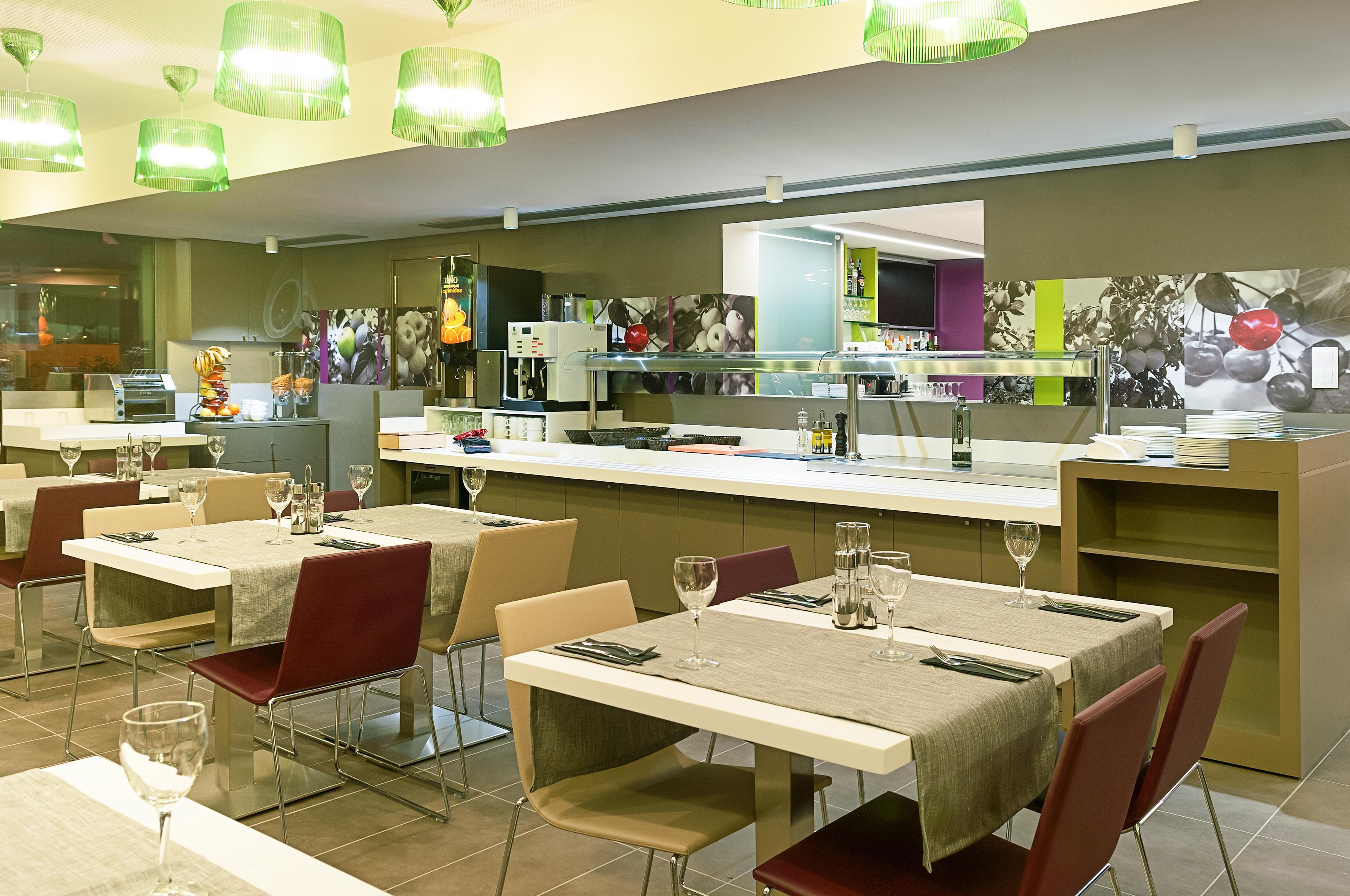Hotel Ibis Styles Lleida Torrefarrera Exterior photo