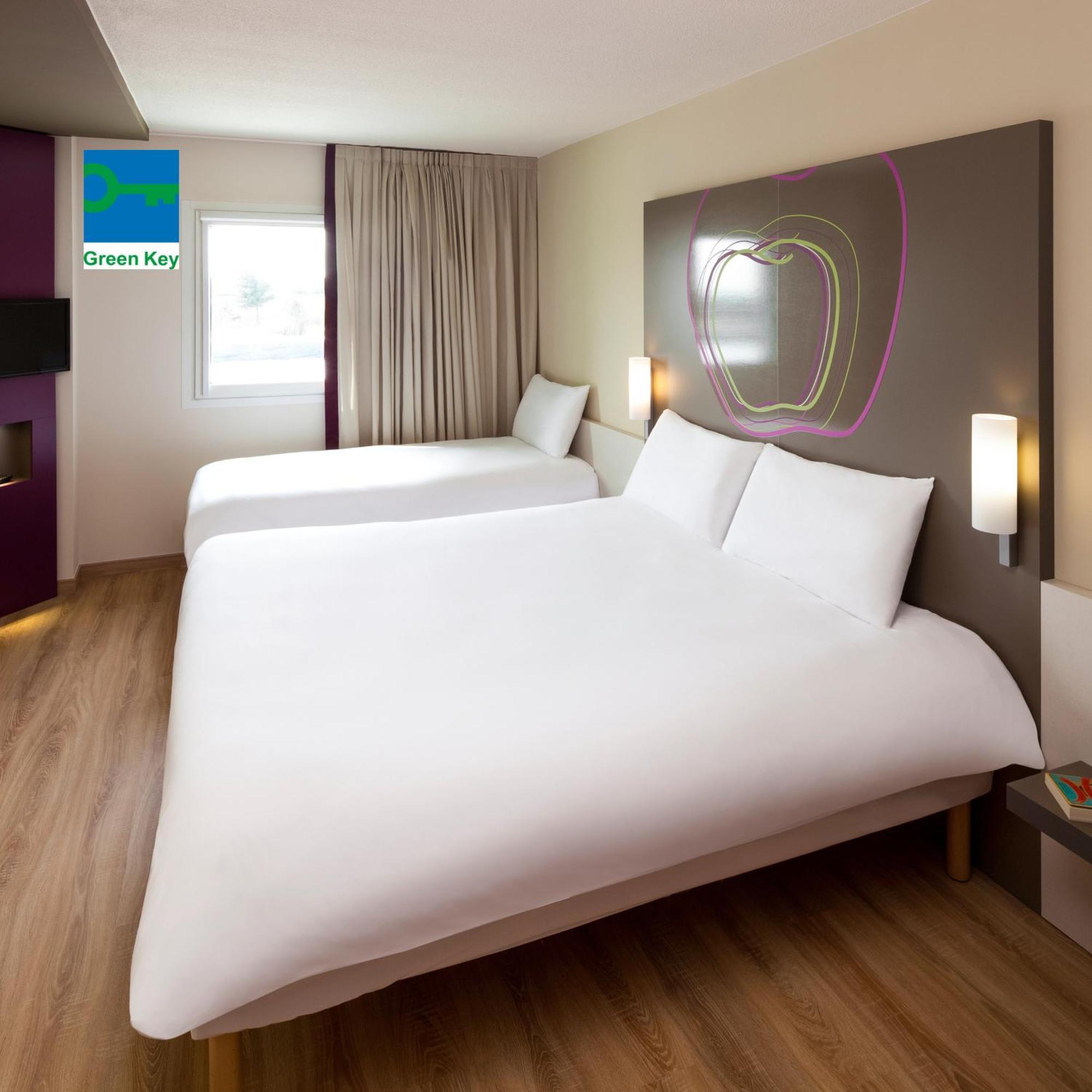 Hotel Ibis Styles Lleida Torrefarrera Exterior photo